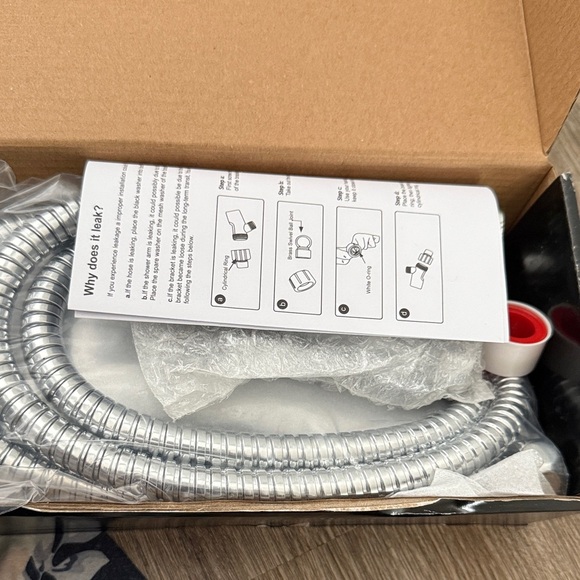 Briout Silver High Pressure Shower Head with Stainless Hose and Adjustable Mount - Picture 3 of 7